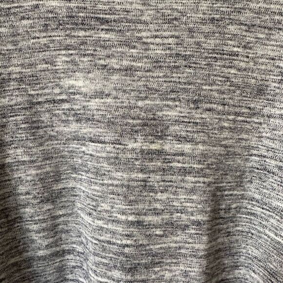 Basic Editions Gray Short Sleeve Tee - Picture 6 of 13